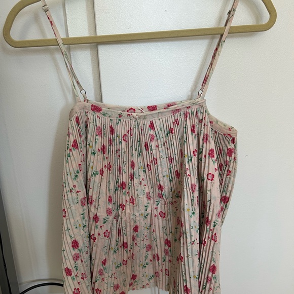 SUPER CUTE FLORAL, ACCORDION TANK FROM FLANNEL, NEW WITH TAGS, SIZE S - Picture 4 of 5